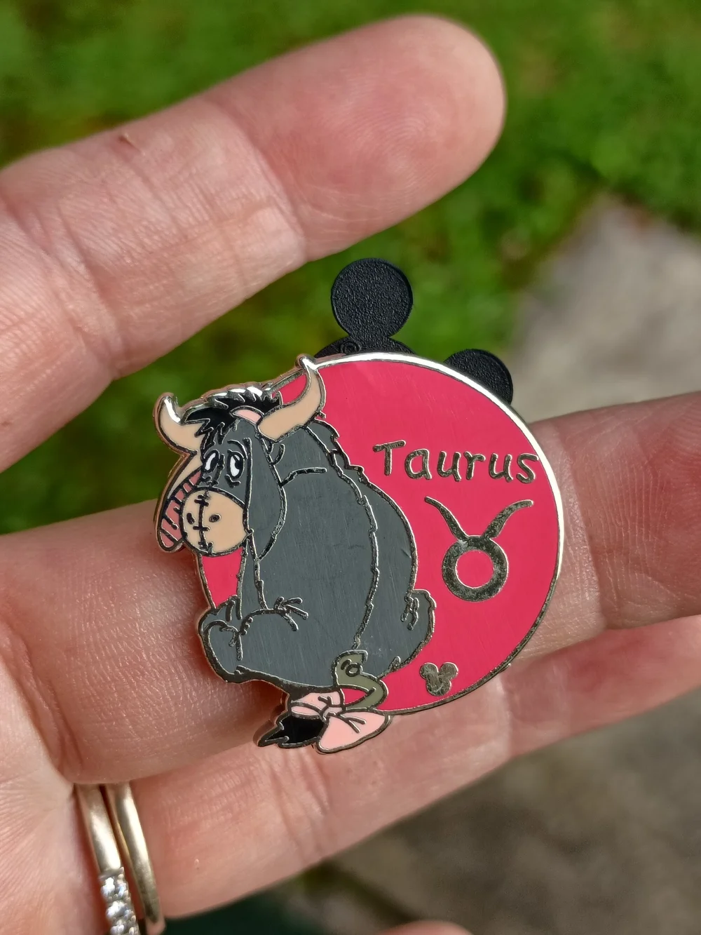 Taurus Disney Trading Pin 2012 Hidden Mickey Zodiac Eeyore Winnie the Pooh